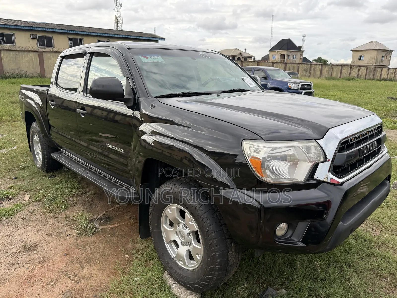 Toyota Tacoma 2015 Black