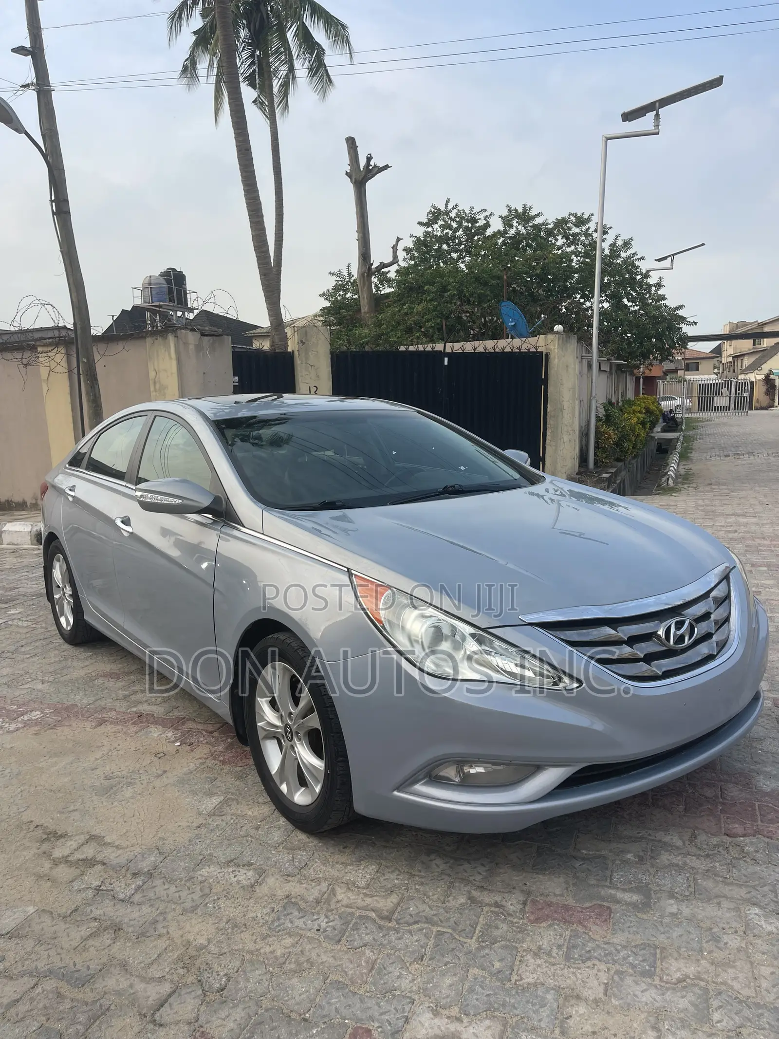 Hyundai Sonata 2011 Blue