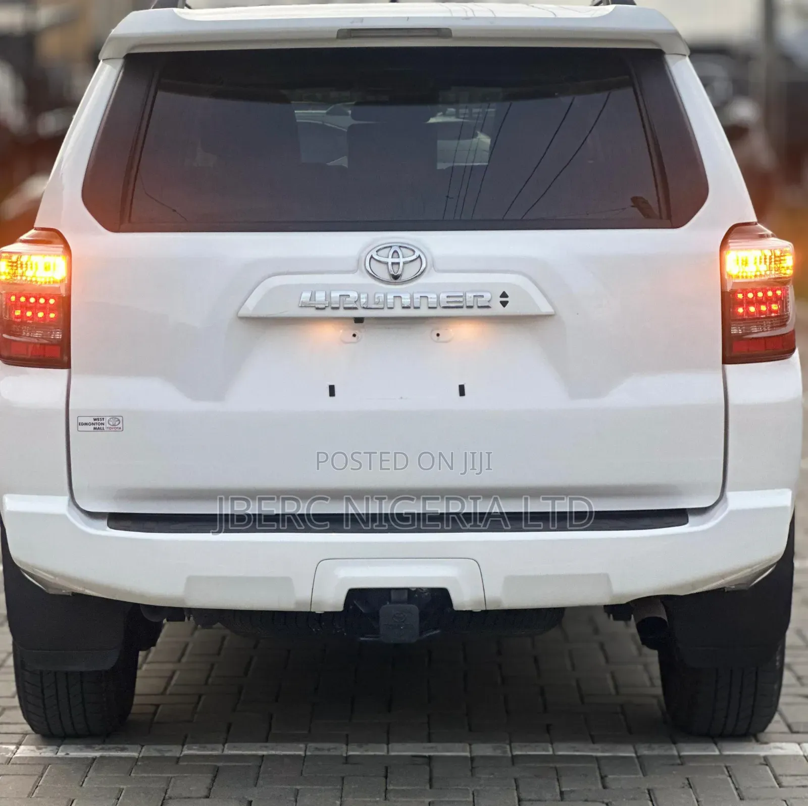 Toyota 4-Runner SR5 Premium 4WD 2023 White