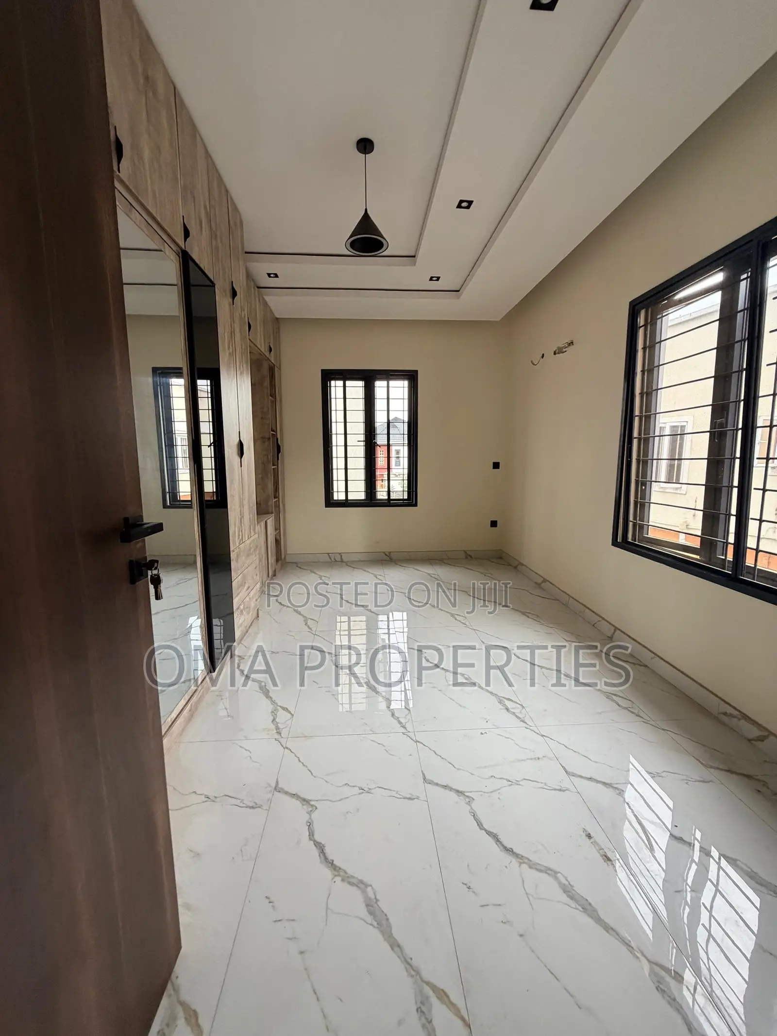 Furnished 4bdrm House in Magodo for sale