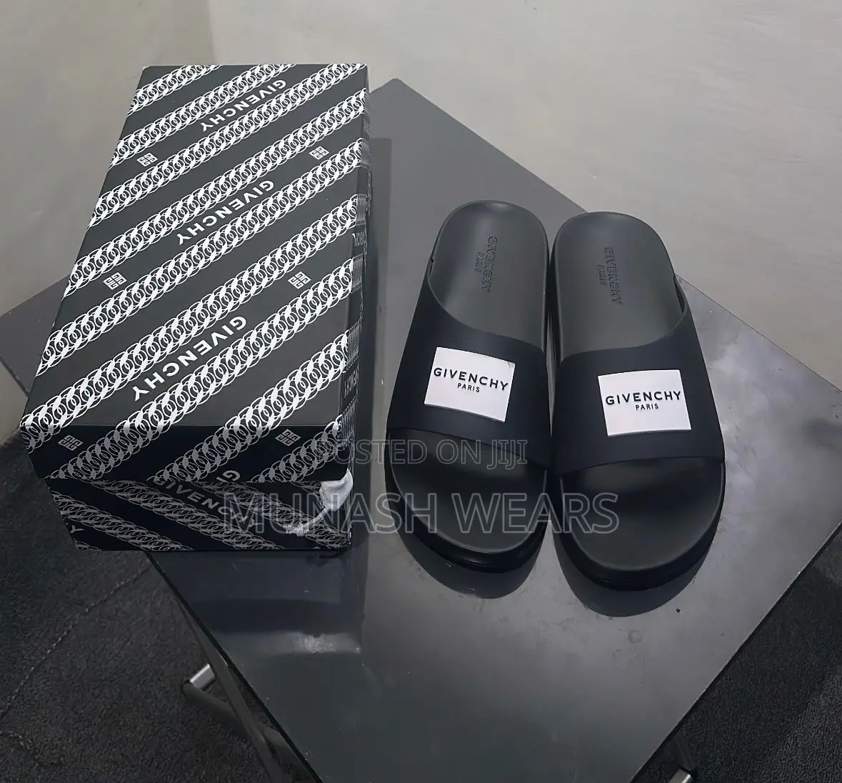 Givenchy Slide 40-46 Available
