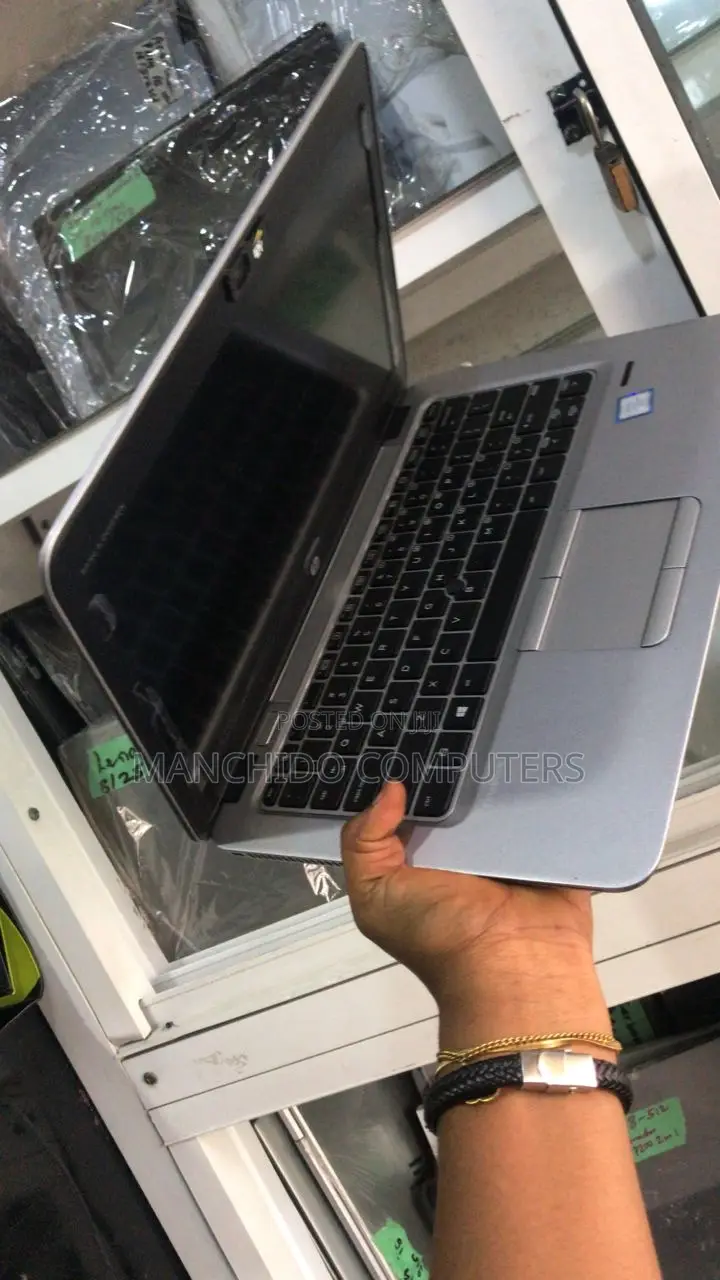 Laptop HP EliteBook 820 G4 8GB Intel Core i5 SSD 256GB