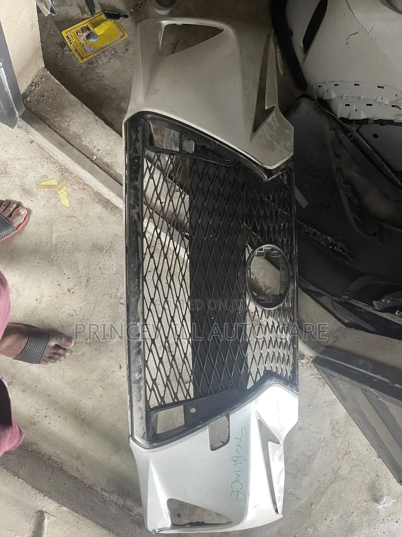 Front Bumper Is250 2018