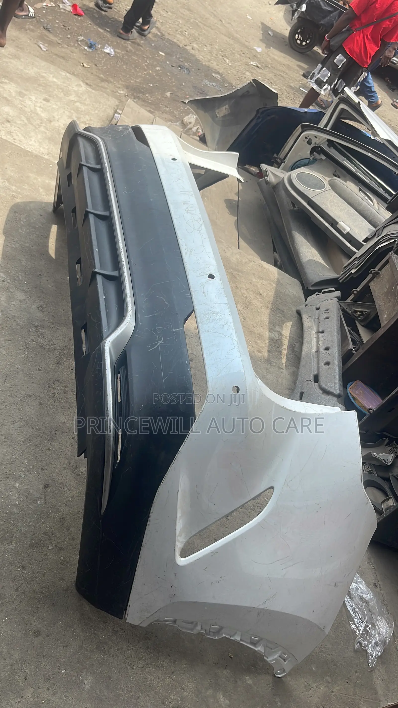 Back Bumper Nx200 2025