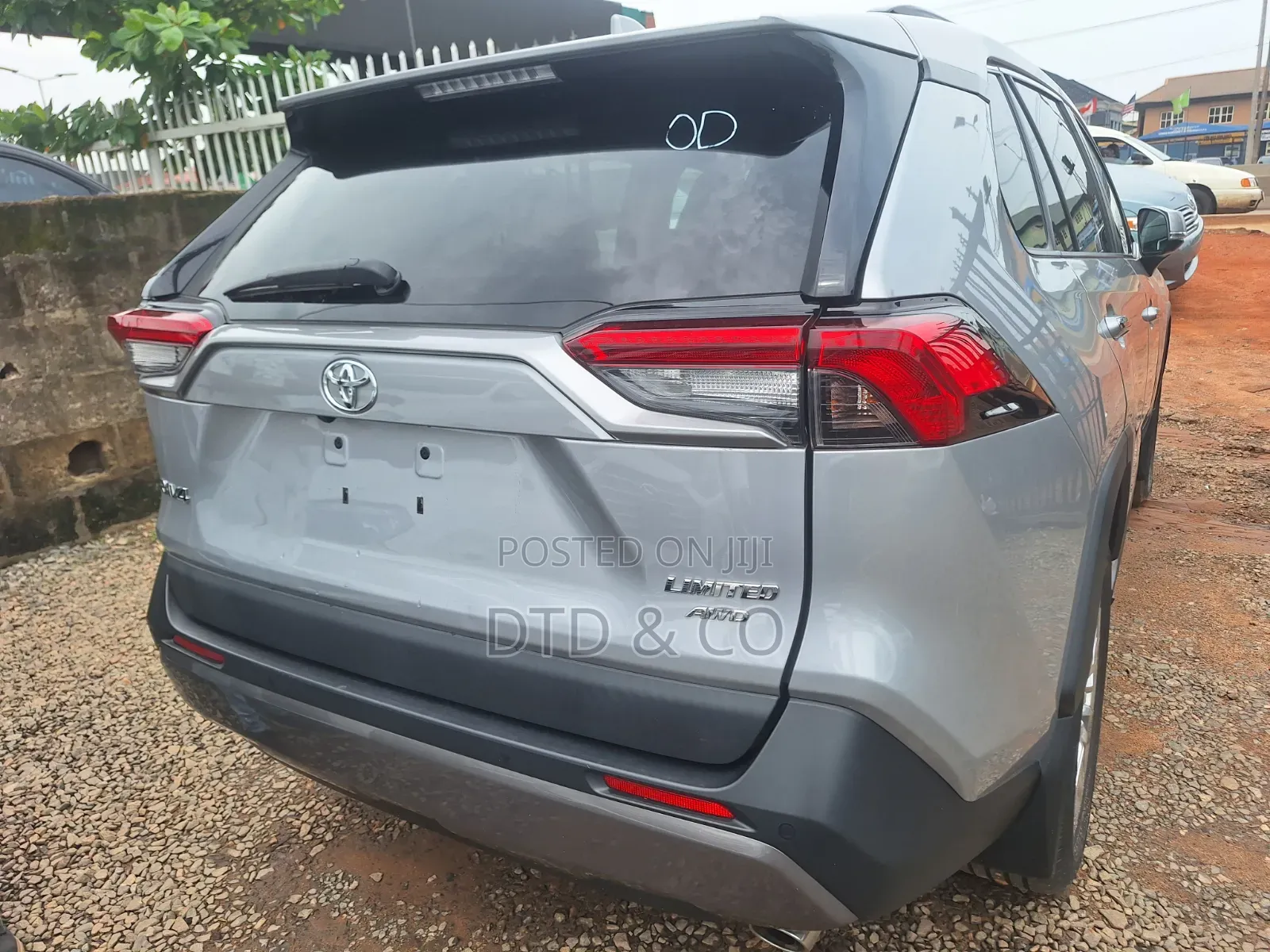 Toyota RAV4 Limited AWD 2020 Silver