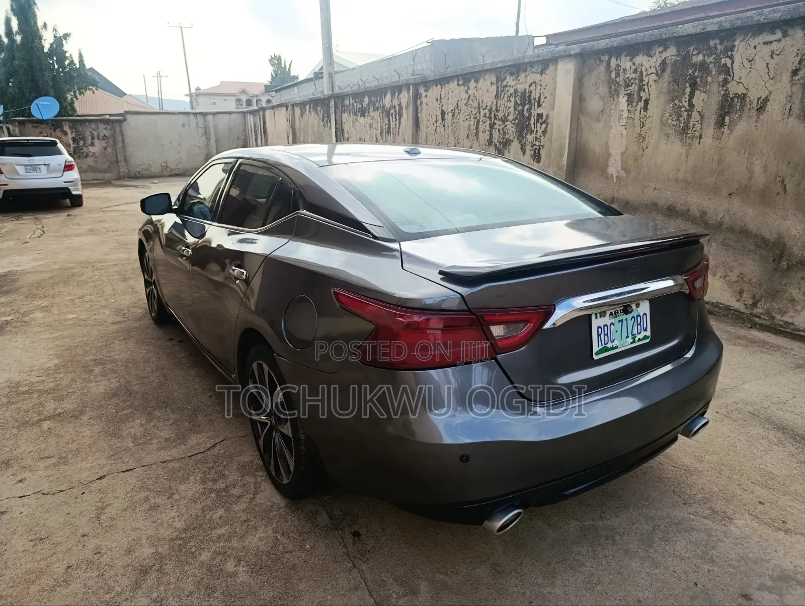 Nissan Maxima 4dr Sedan 2016 Beige