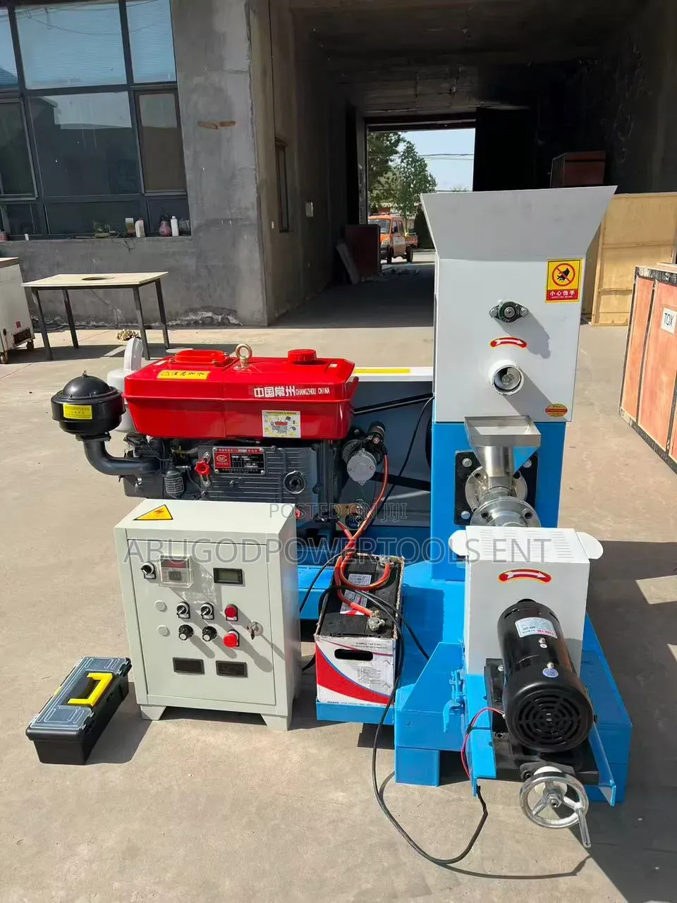 Diesel Engine Extruder Machine