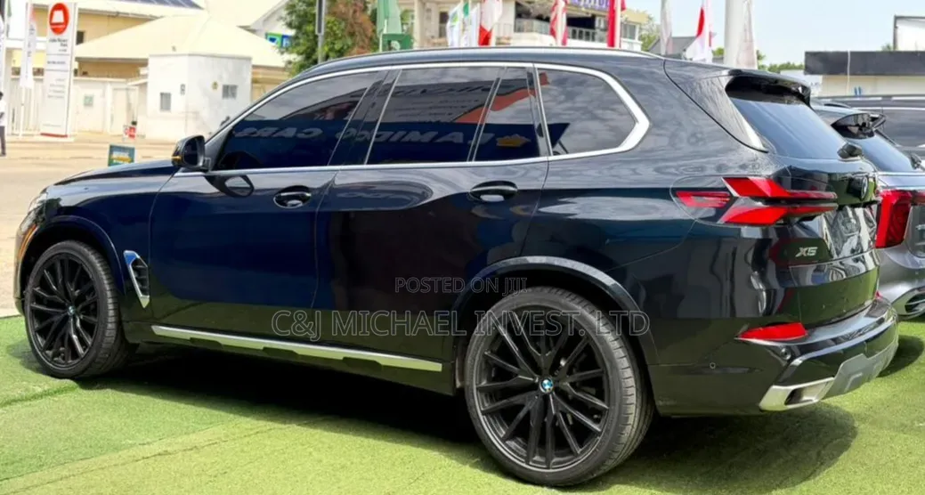 BMW X5 2024 Black