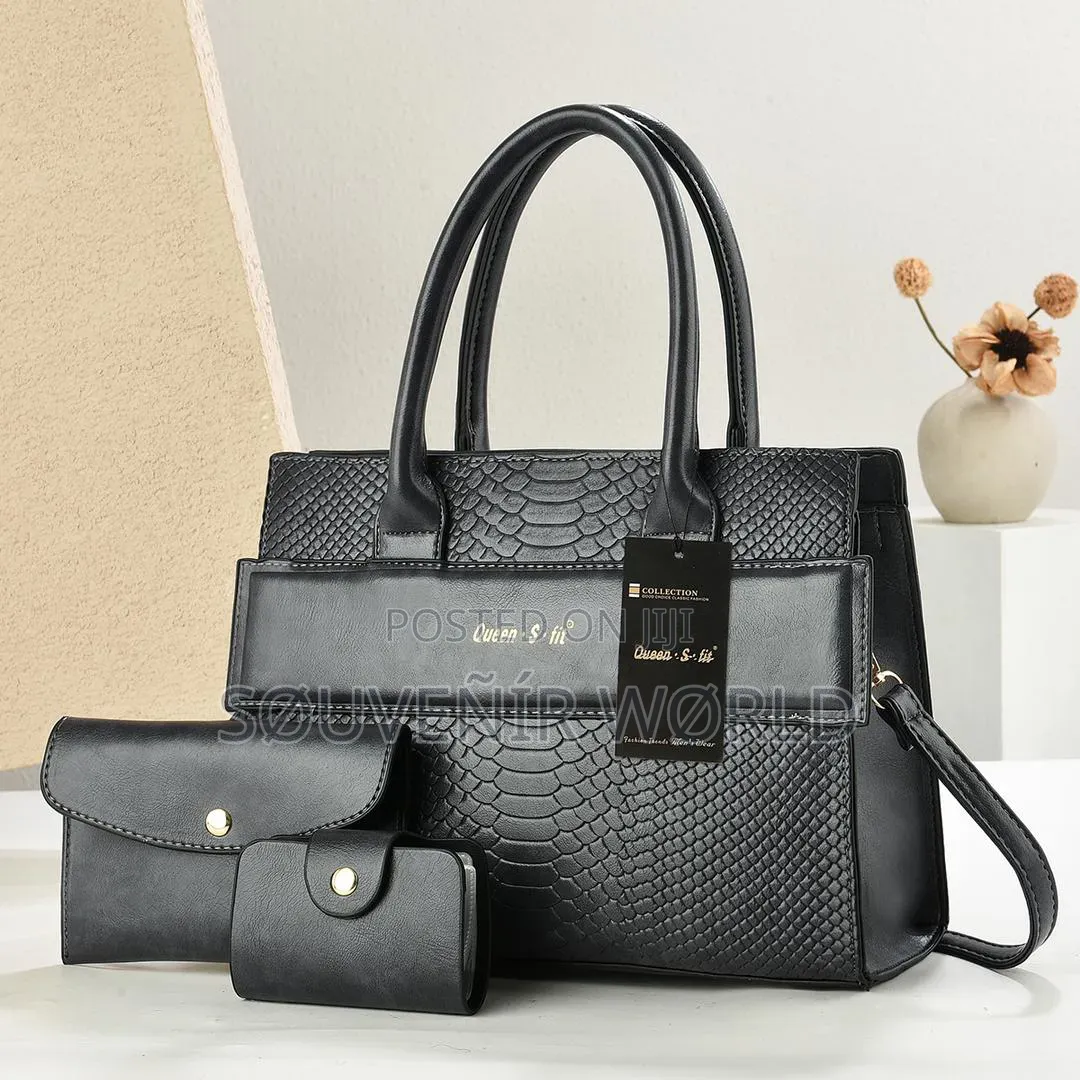 Beautiful College Strong Leader Hand Bags