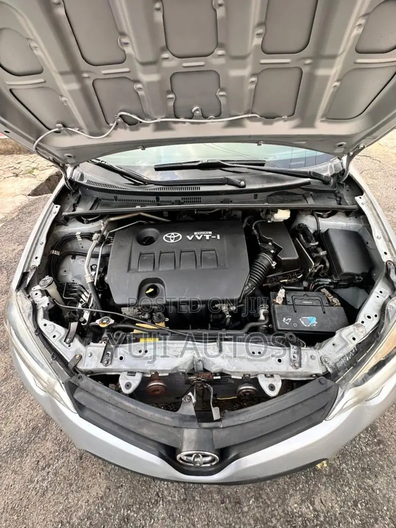 Toyota Corolla 2014 Silver