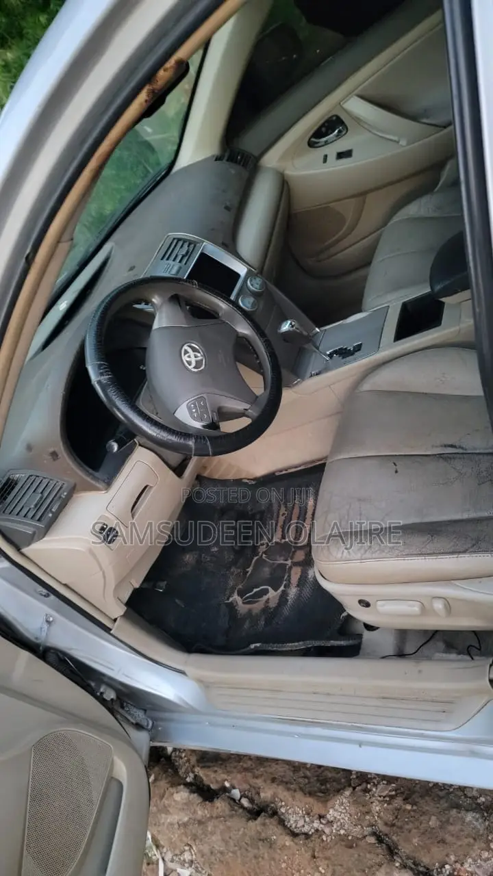 Toyota Camry 2.4 XLE 2008 Silver