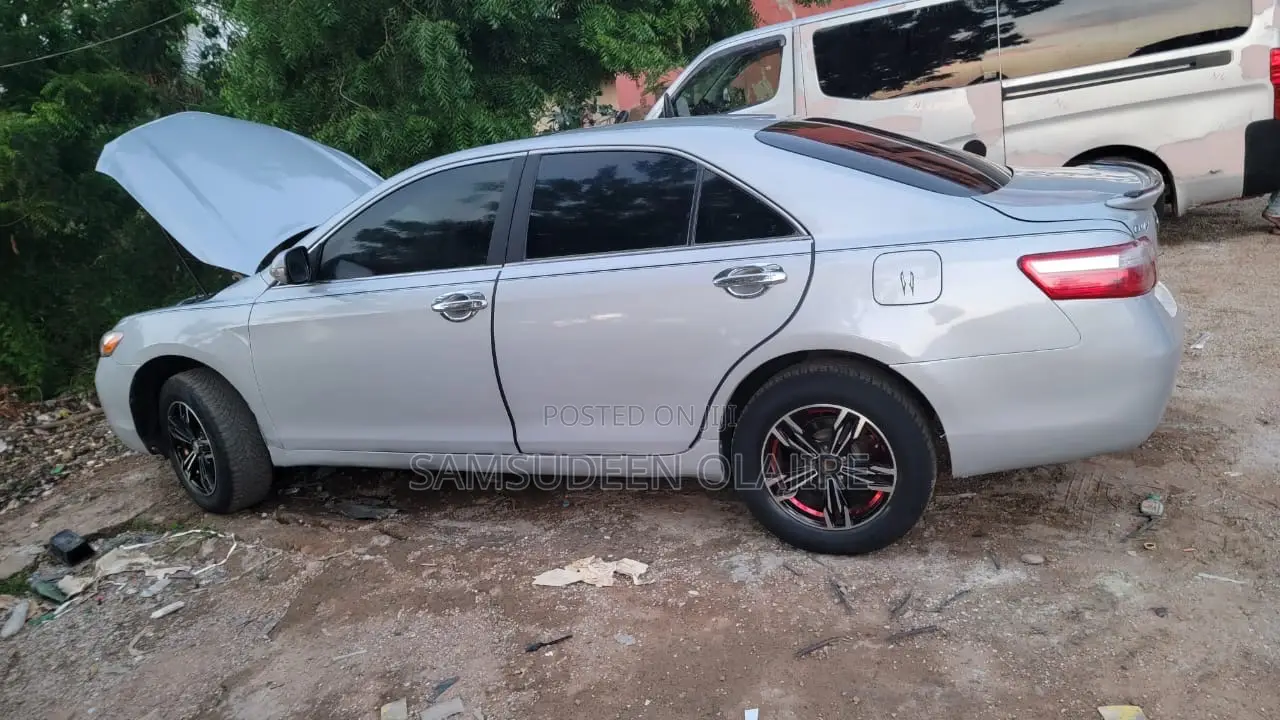 Toyota Camry 2.4 XLE 2008 Silver