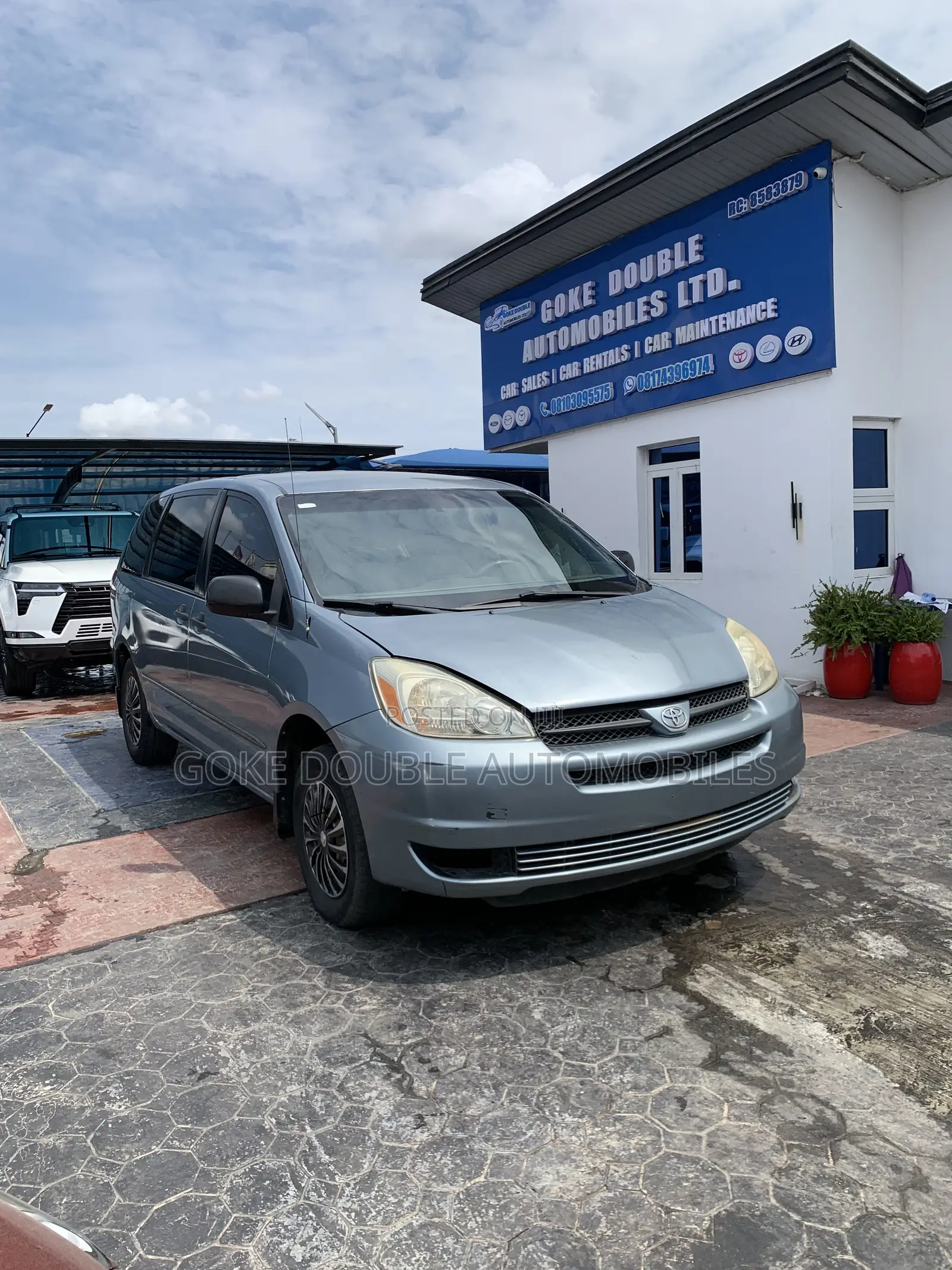 Toyota Sienna 2005 Blue