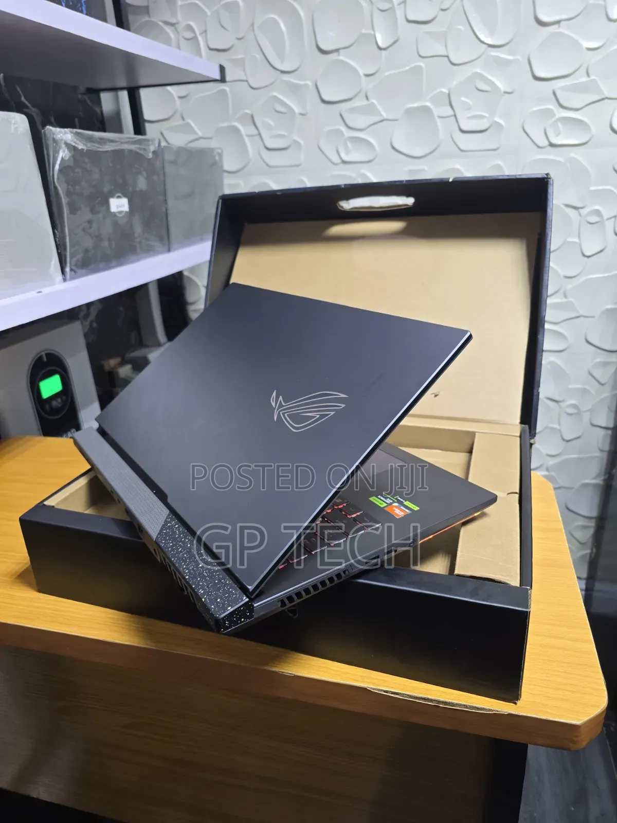 Laptop Asus ROG Strix G731G 16GB AMD Ryzen 9 SSD 1T