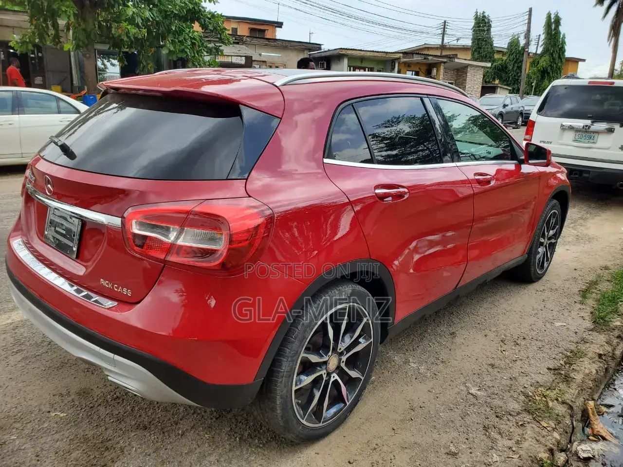 Mercedes-Benz GLA 250 2015 Red