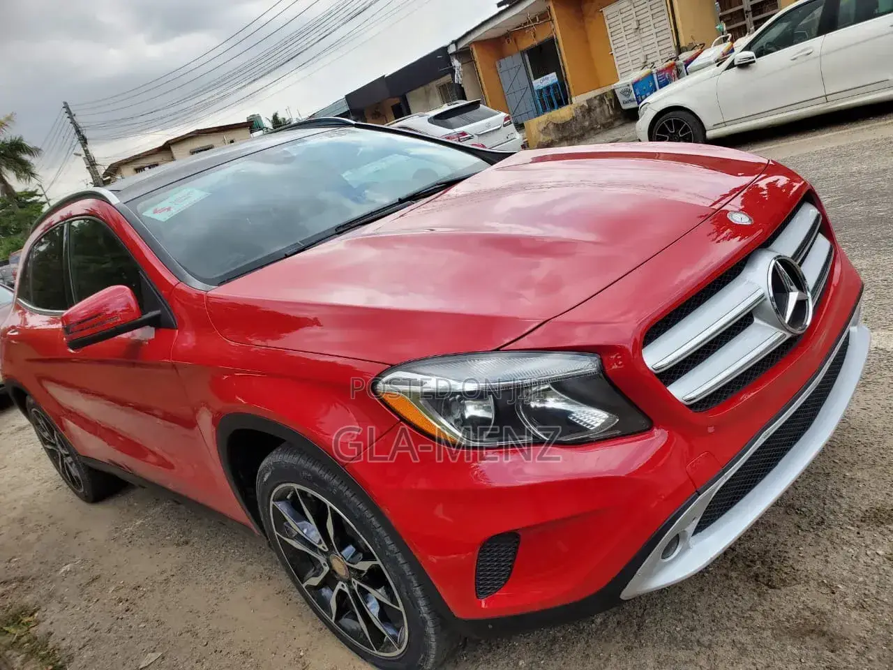 Mercedes-Benz GLA 250 2015 Red