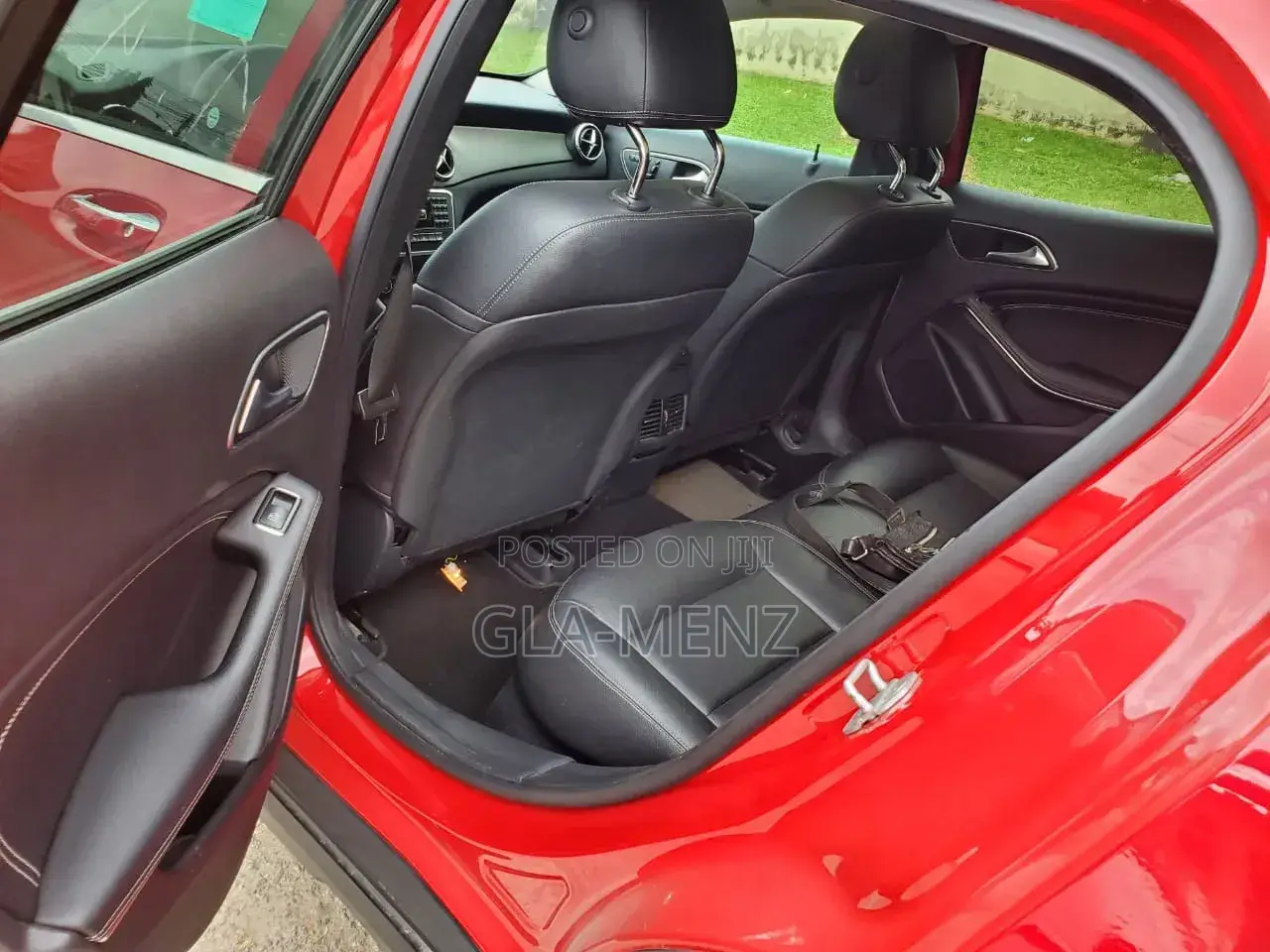 Mercedes-Benz GLA 250 2015 Red