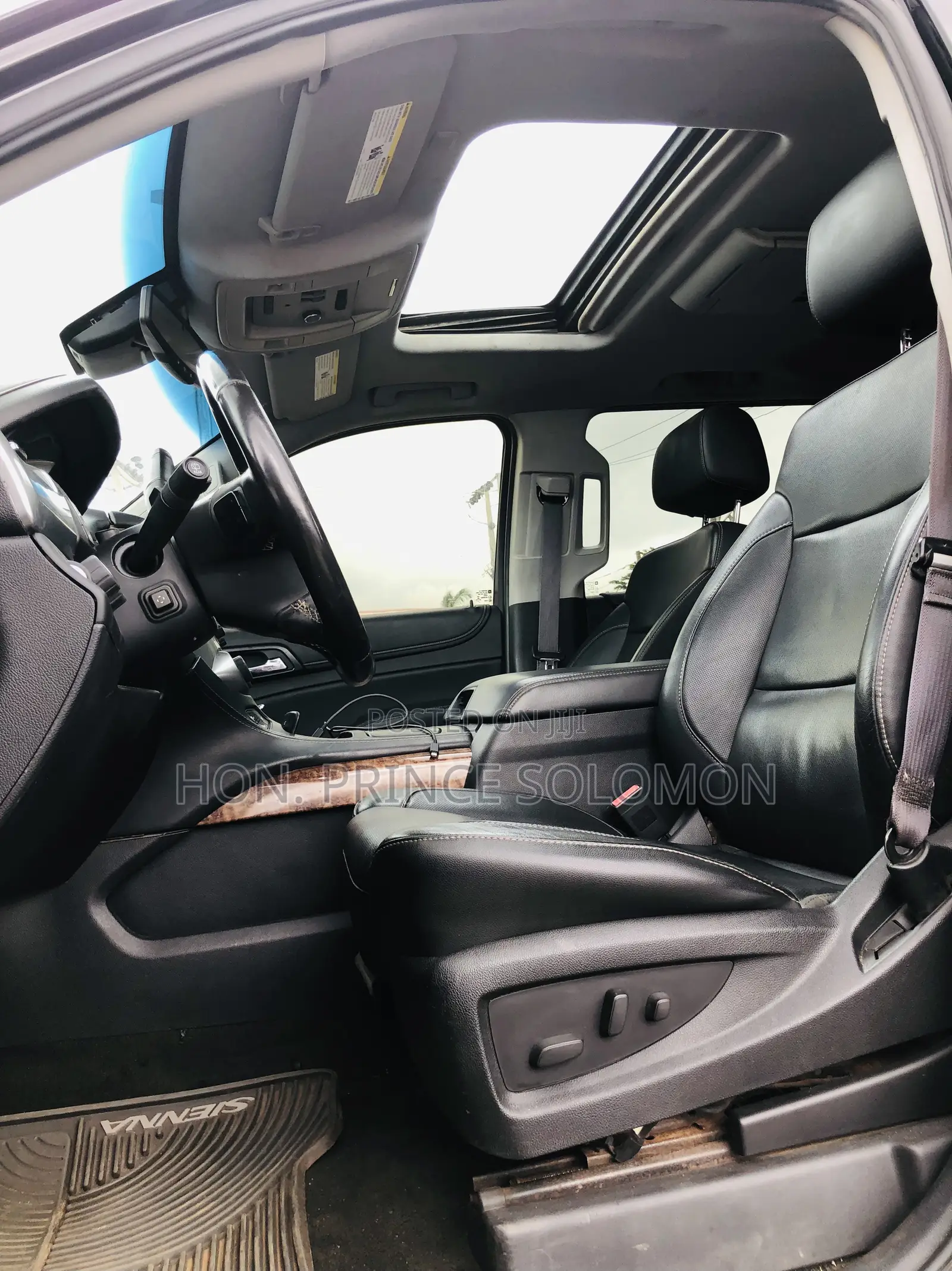 Chevrolet Suburban LTZ 4dr SUV 4WD (5.3L 8cyl 6A) 2015 Black