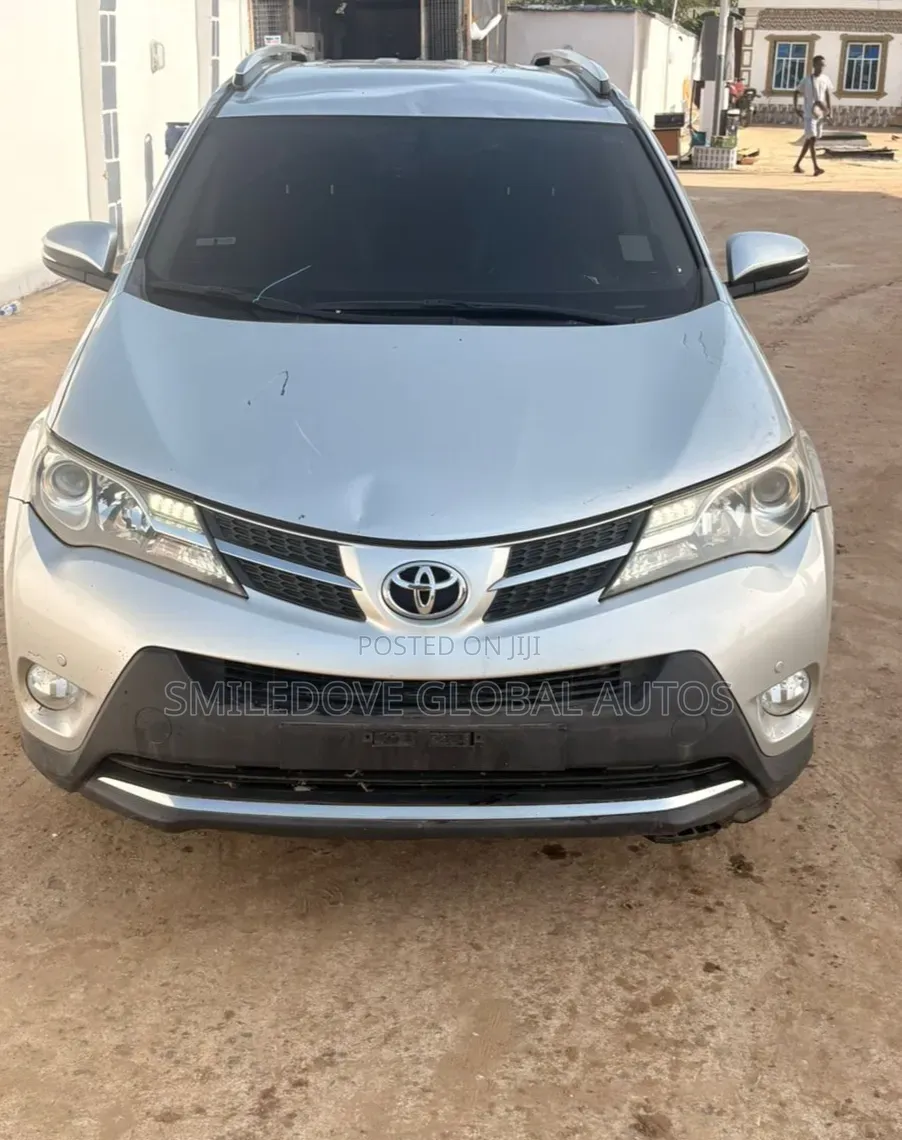Toyota RAV4 2015 Silver