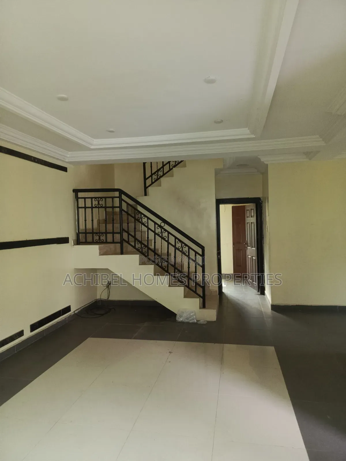 4bdrm Duplex in Igbo-Efon, Lekki Phase 2 for rent