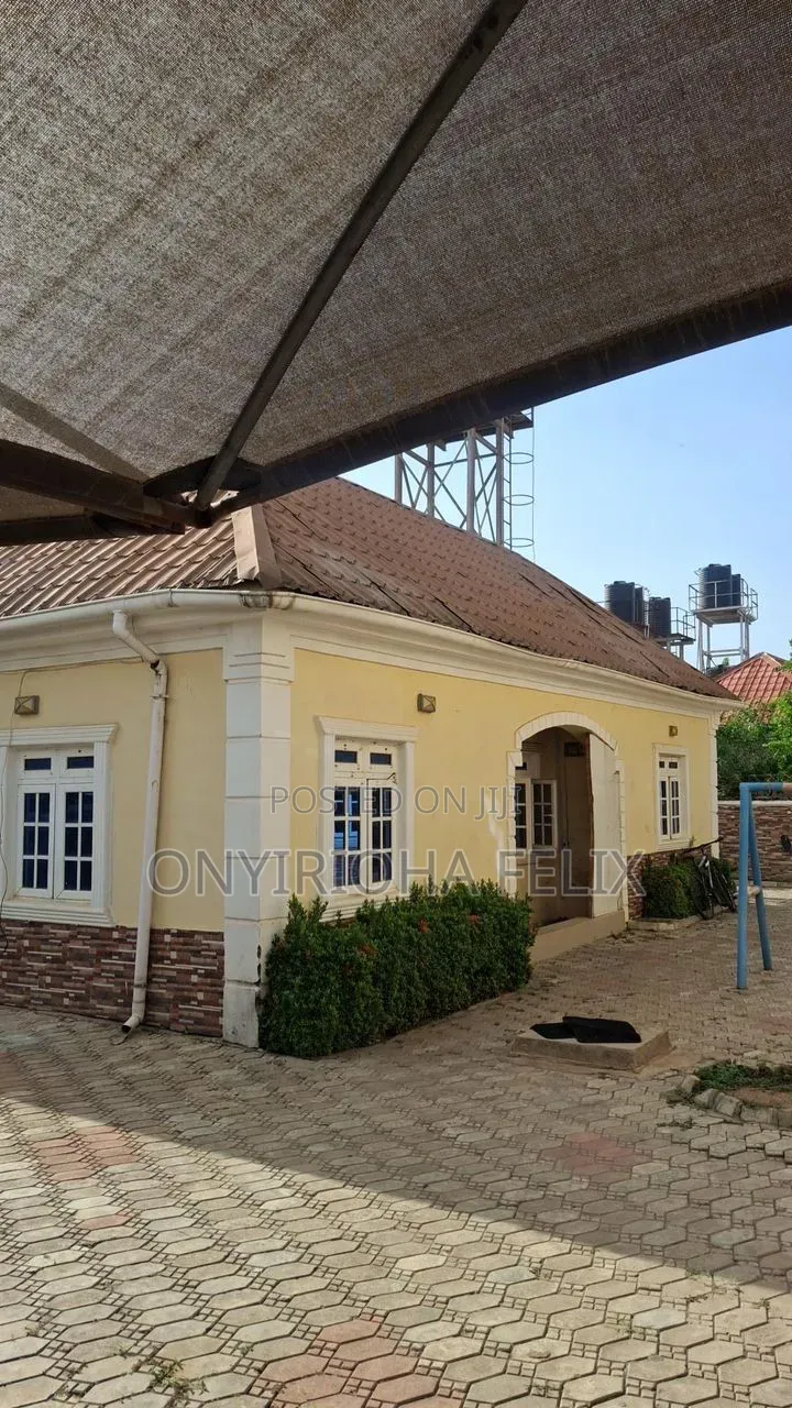 4bdrm Duplex in Kafe District, Life Camp for sale