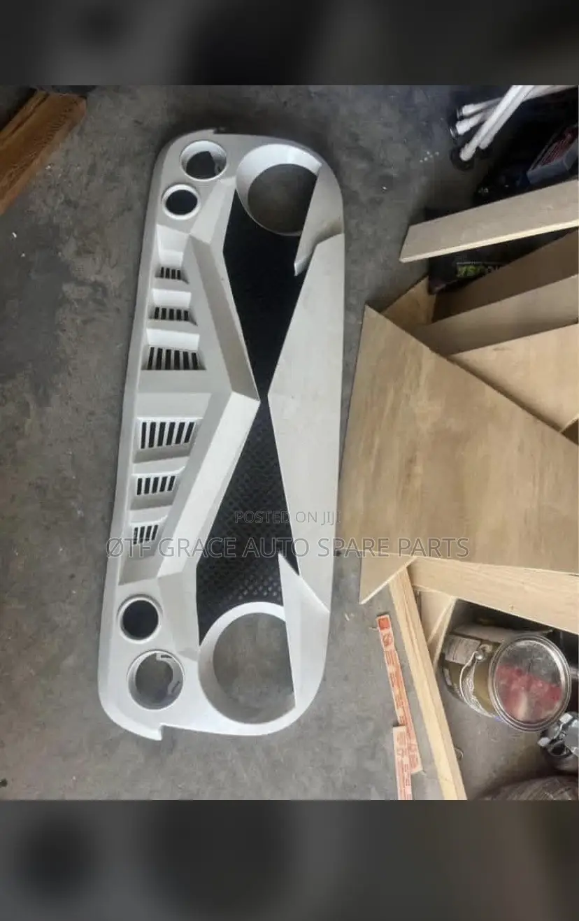 Front Grill Jeep Wrangler