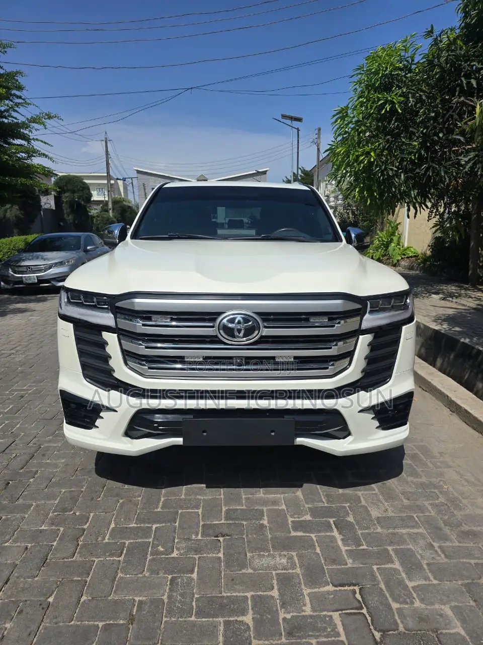 Toyota Land Cruiser 2015 White