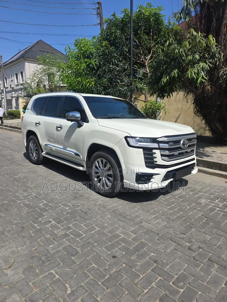 Toyota Land Cruiser 2015 White