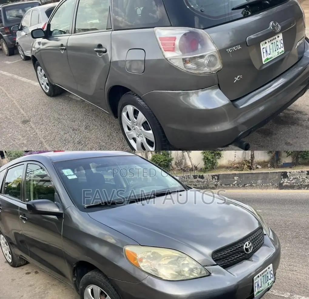 Toyota Matrix 2005 Gray