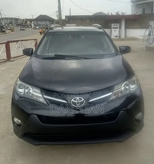 Toyota RAV4 2015 Black