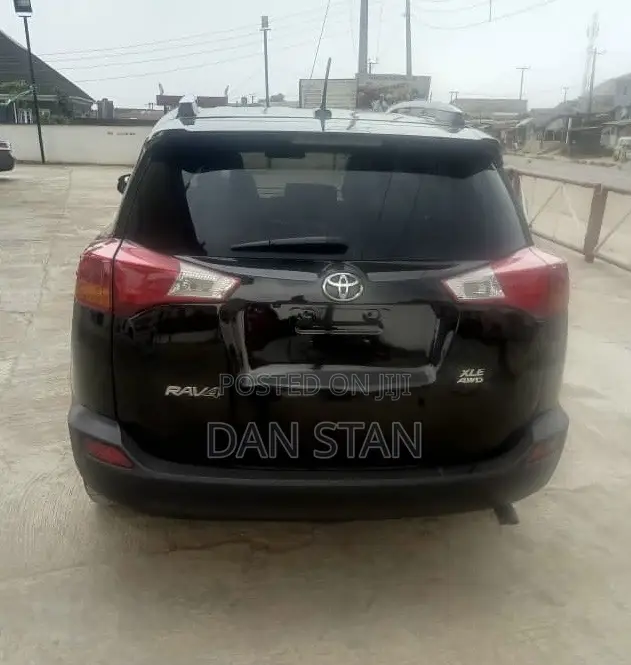 Toyota RAV4 2015 Black