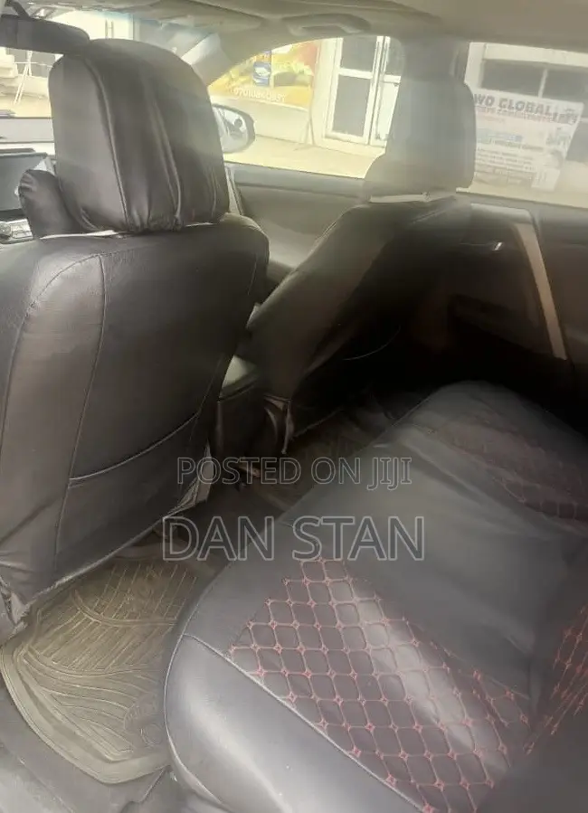 Toyota RAV4 2015 Black