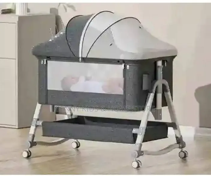Baby Bed With Stand and Bed Cover