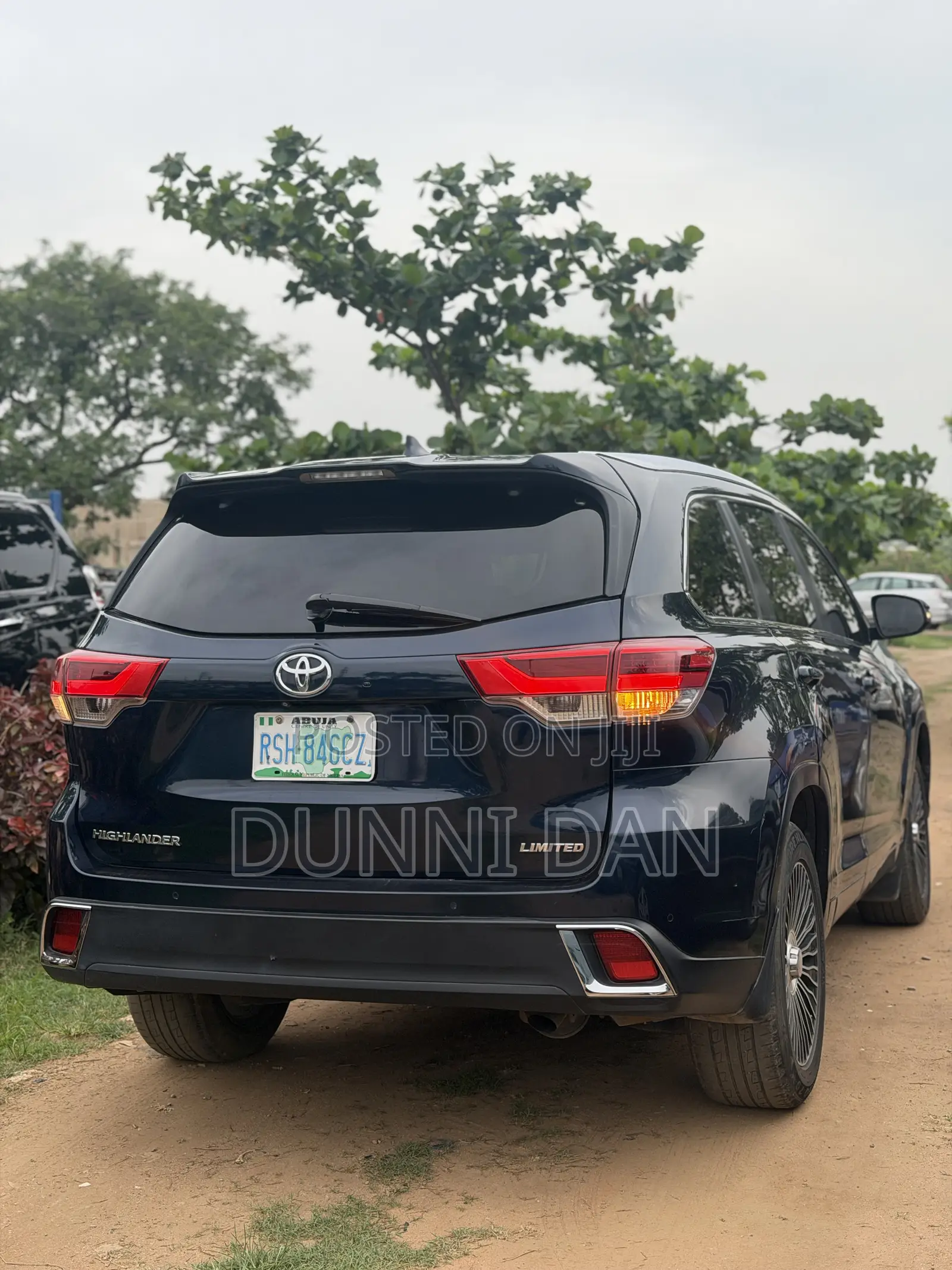 Toyota Highlander Limited 4x4 V6 (3.5L 6cyl 8A) 2017 Blue