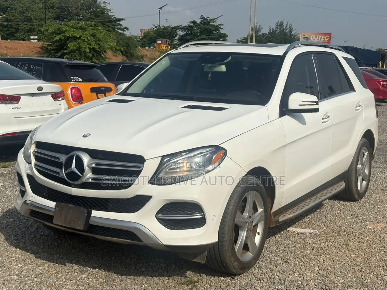 Mercedes-Benz GLE-Class GLE 550 4MATIC 2017 White