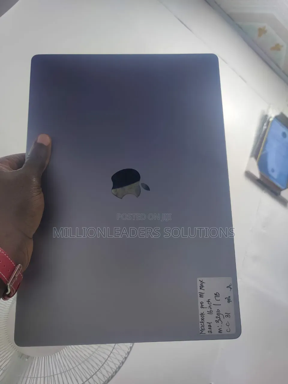 Laptop Apple MacBook Pro 2021 M1 Max 64GB Apple M1 Max SSD 1T