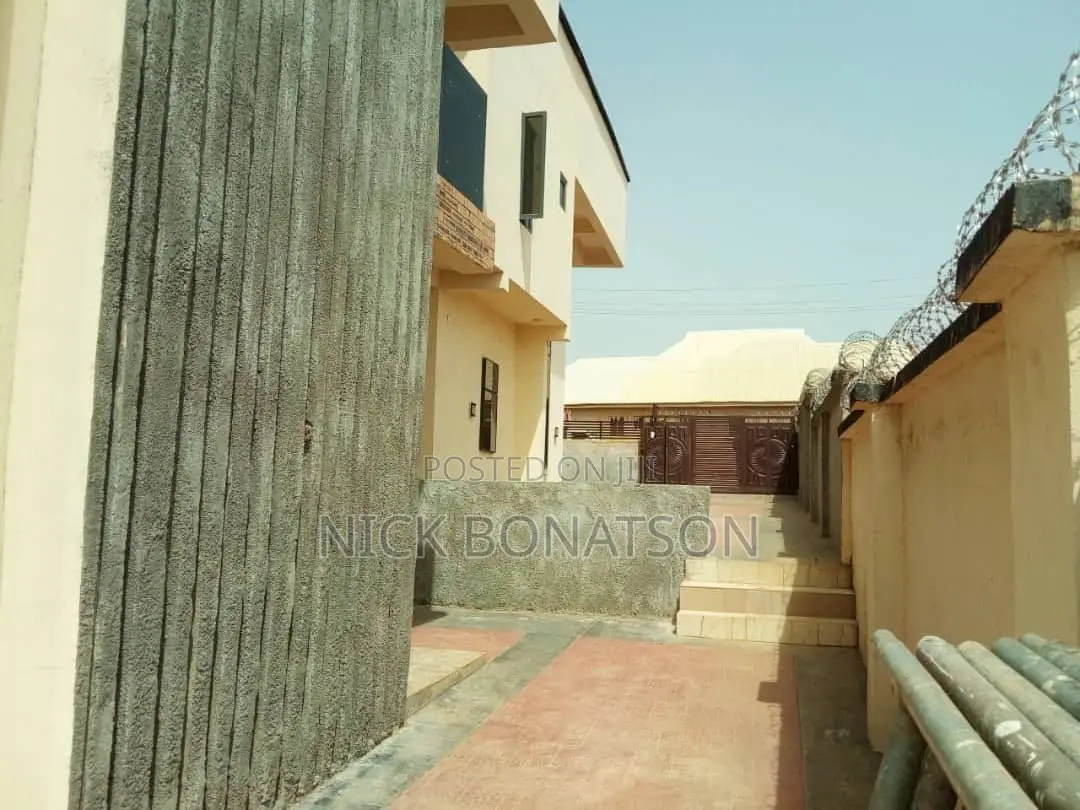 4bdrm Duplex in Kpaduma 3 Guzape for rent