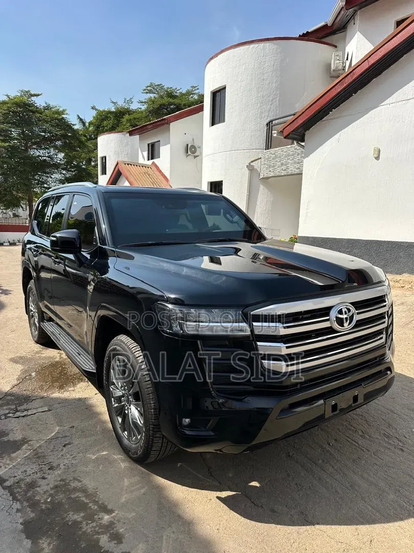 New Toyota Land Cruiser 2025 Black
