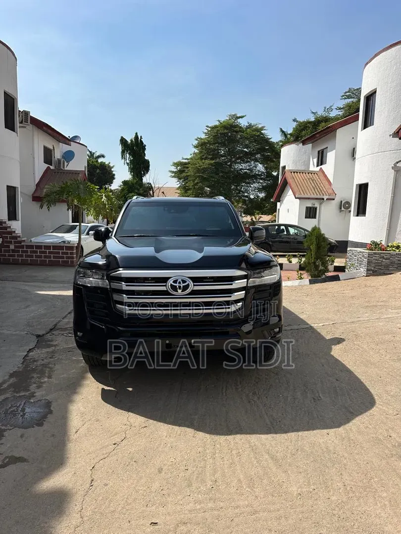 New Toyota Land Cruiser 2025 Black