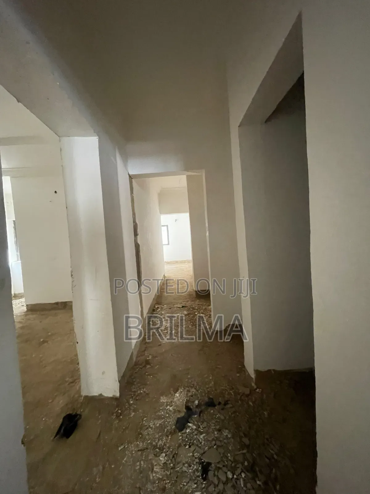 4bdrm Duplex in Life Camp for sale