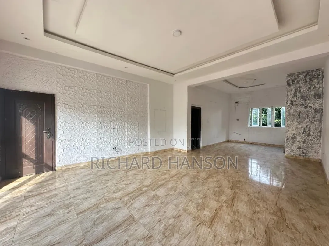3bdrm Apartment in Eleganza, VGC / Ajah for rent