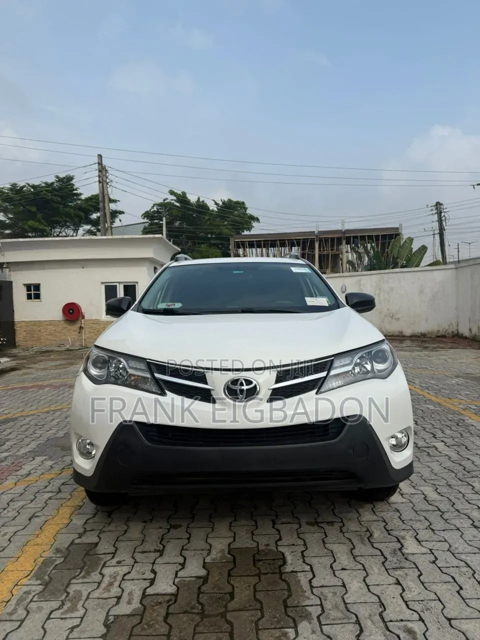 Toyota RAV4 LE 4dr SUV (2.5L 4cyl 6A) 2015 White