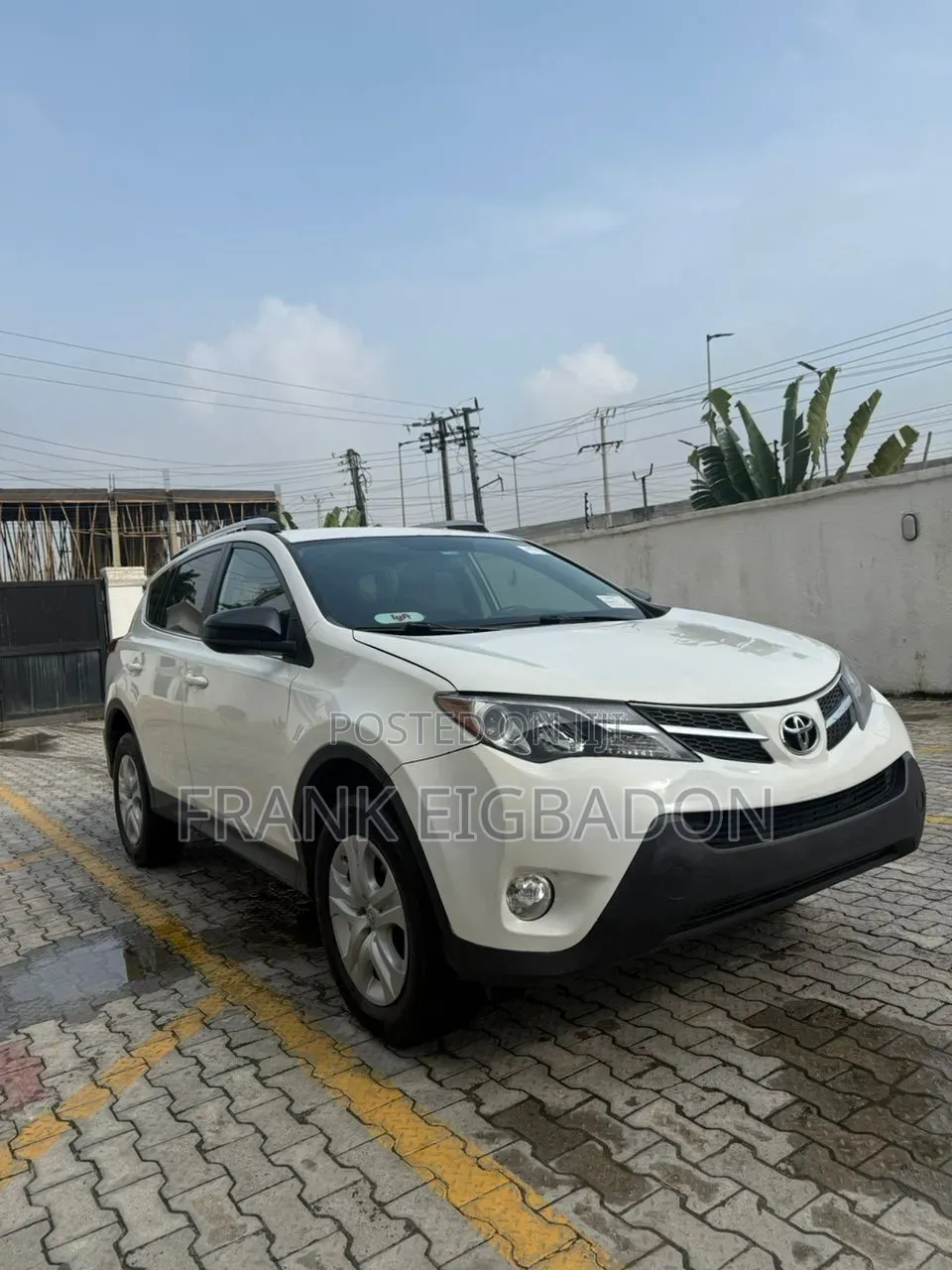 Toyota RAV4 LE 4dr SUV (2.5L 4cyl 6A) 2015 White