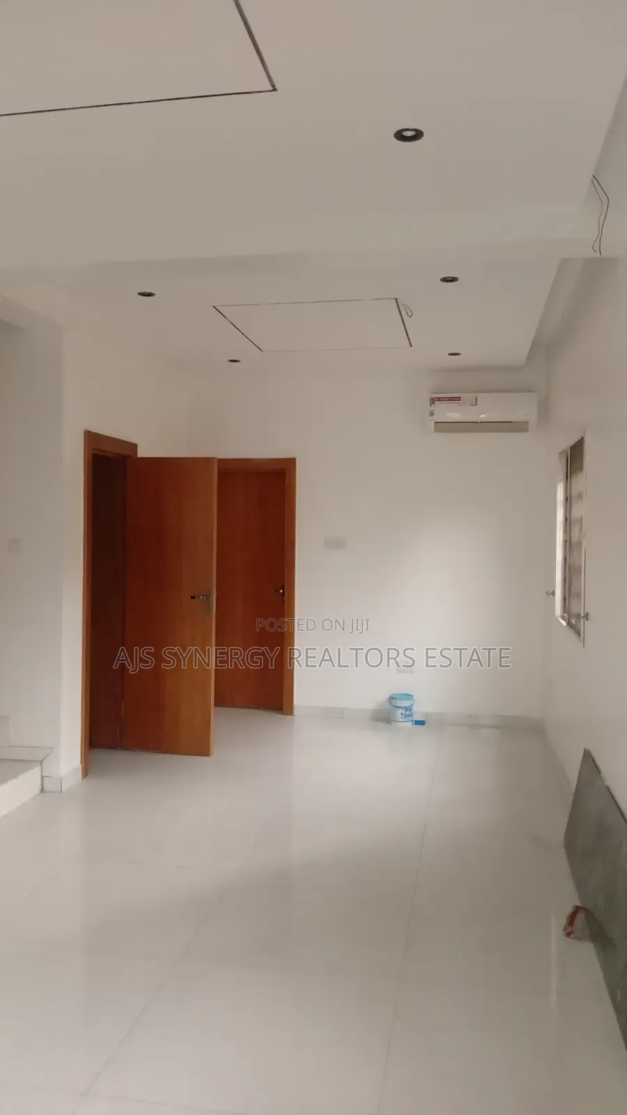 4bdrm Duplex in Lekki Phase 1 for sale
