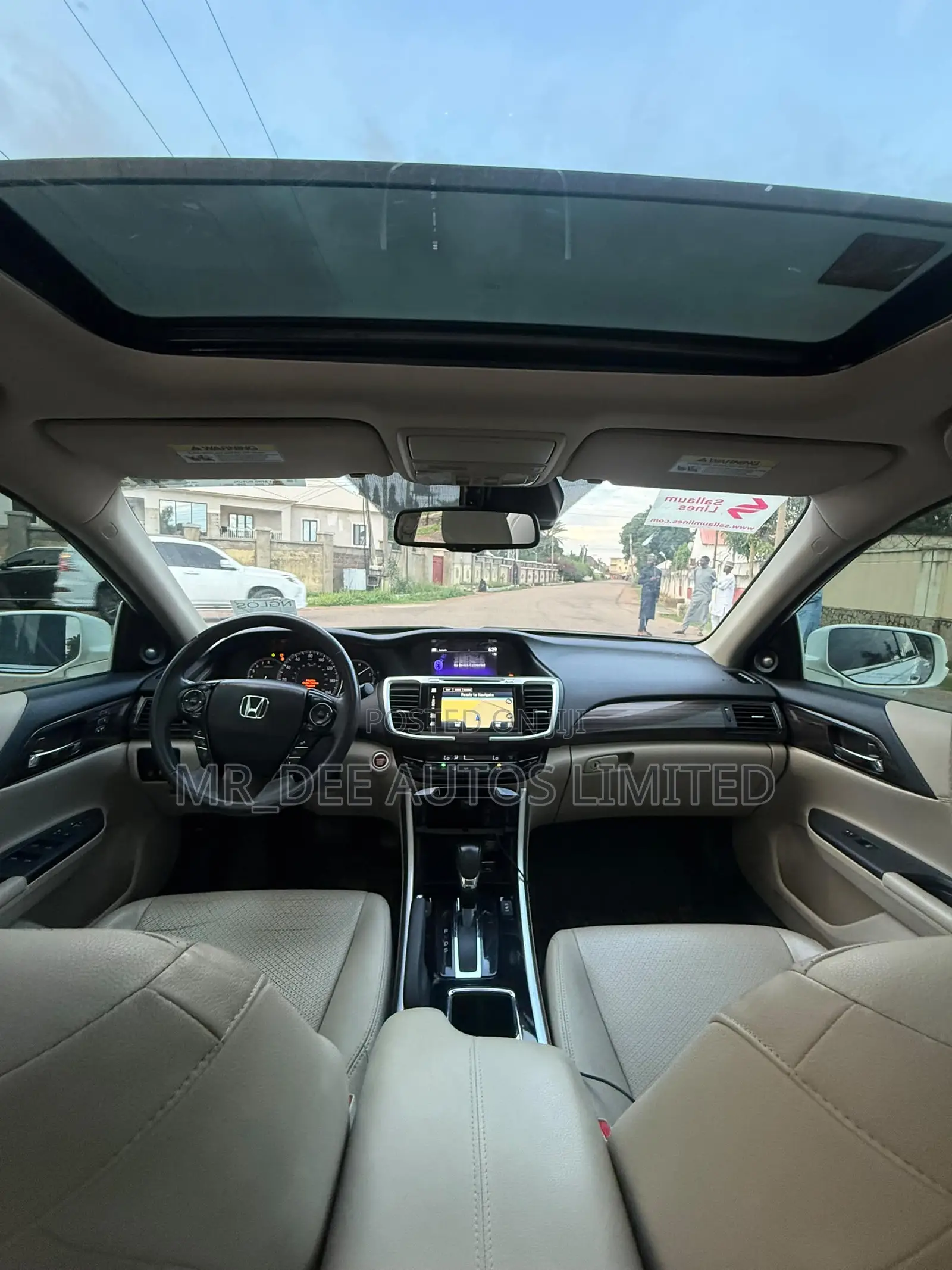 Honda Accord Touring 4dr Sedan FWD (3.5L 6cyl 6A) 2016 White