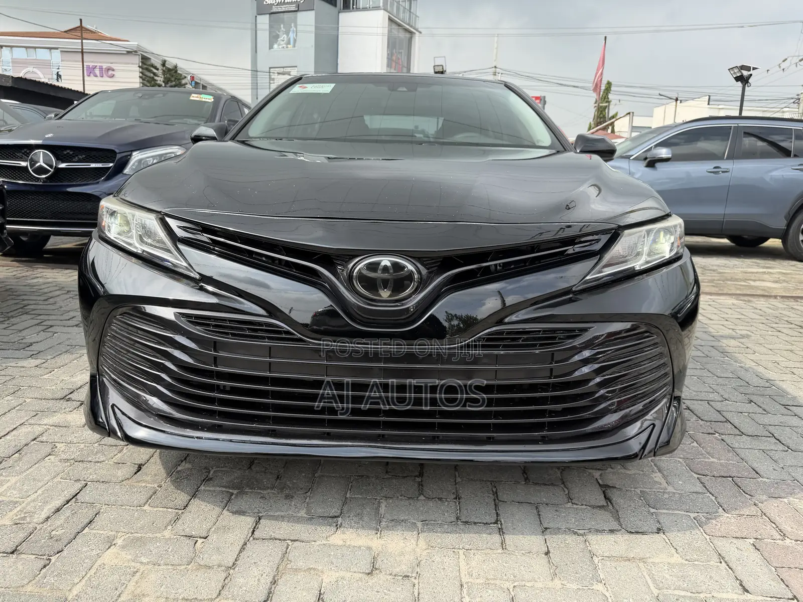 Toyota Camry 2018 Black