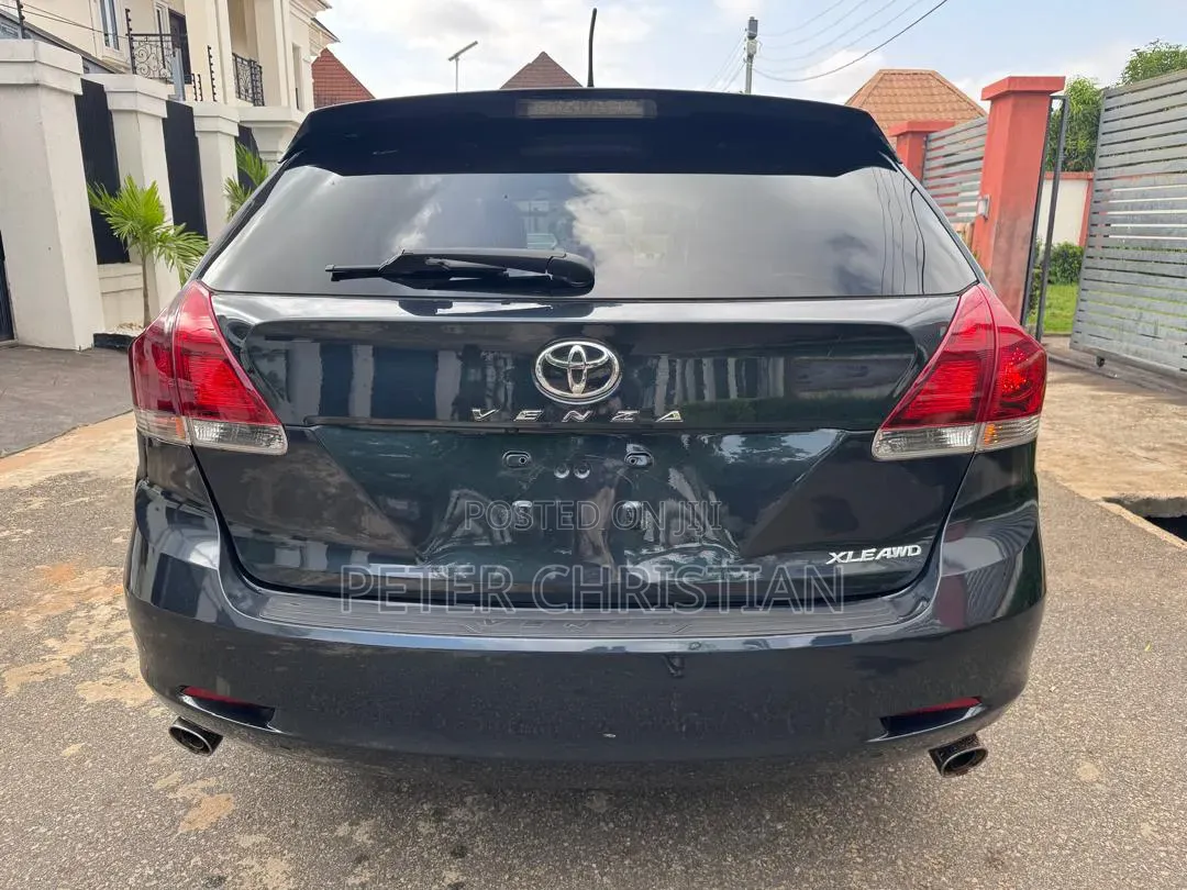 Toyota Venza 2014 Matt Black