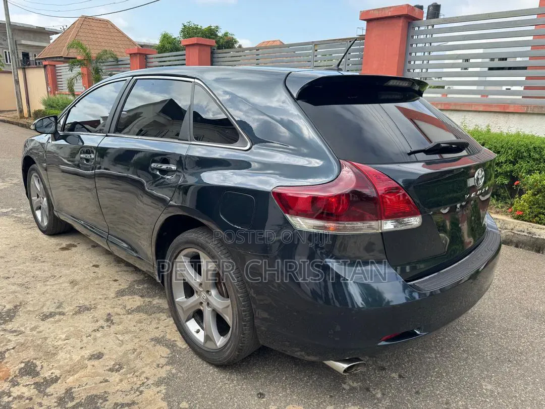 Toyota Venza 2014 Matt Black