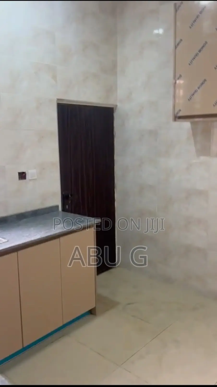 Furnished 4bdrm Duplex in Sabon Lugbe for sale