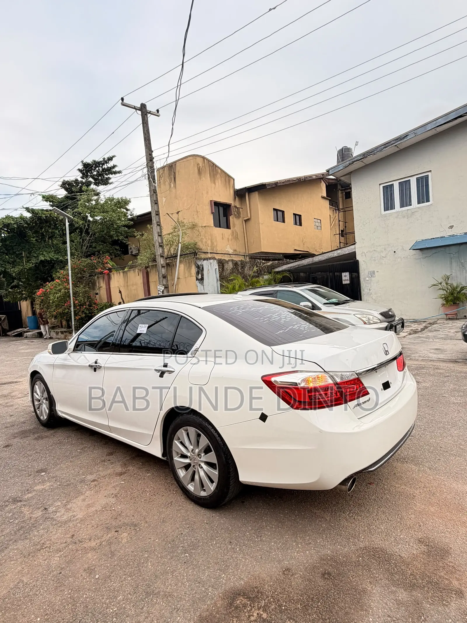 Honda Accord EX-L V-6 4dr Sedan FWD (3.5L 6cyl 6A) 2013 White